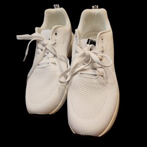 Shein white tennie shoes Size 39